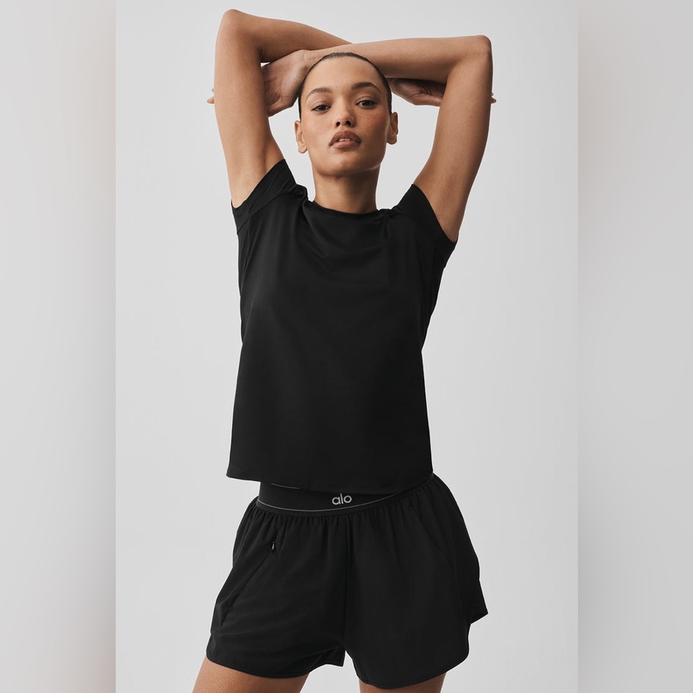 NWT Alo Alosoft Finesse Tee Black Medium‎